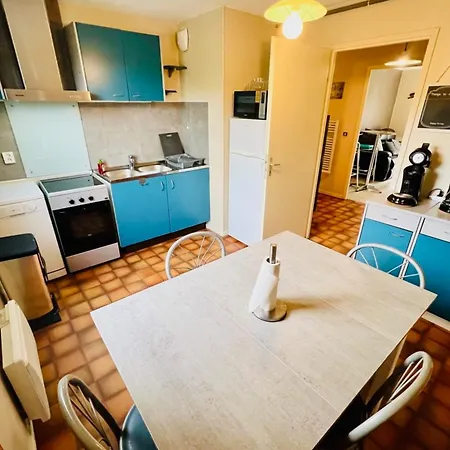 Apartment Charming With View Of The Massif *