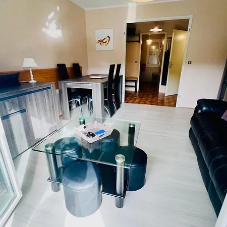 Charming With View Of The Massif ! Lejlighed *