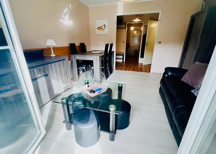 Charming With View Of The Massif ! Apartmán *